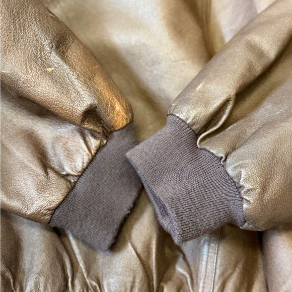 Burk’s Bay Oversized Brown Leather Bomber Jacket - Picture 16 of 17